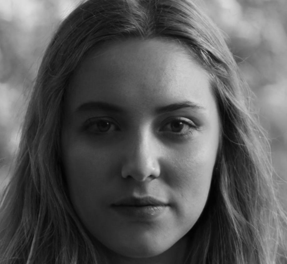 Portrait d'Élodie Marchand, coordinatrice plateforme